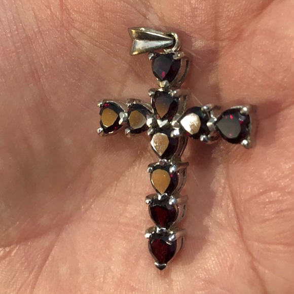 Pendent - Picture 2 of 5